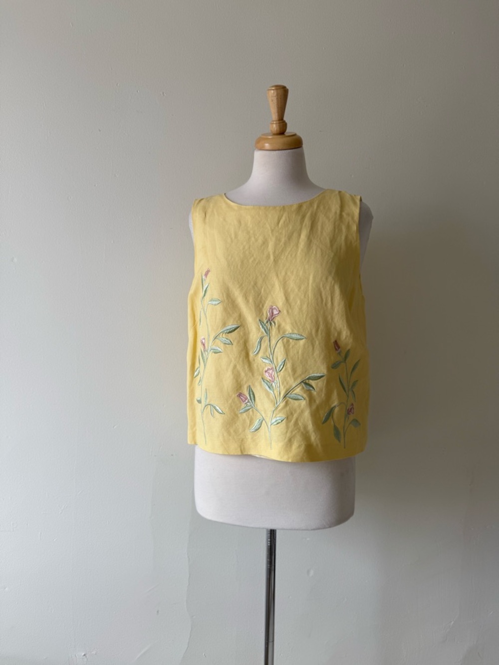 Vintage Yellow Linen Blend Floral Embroidered Tank Top Cottagecore